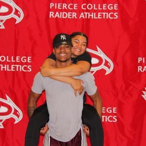 Meet your Posher, Robert